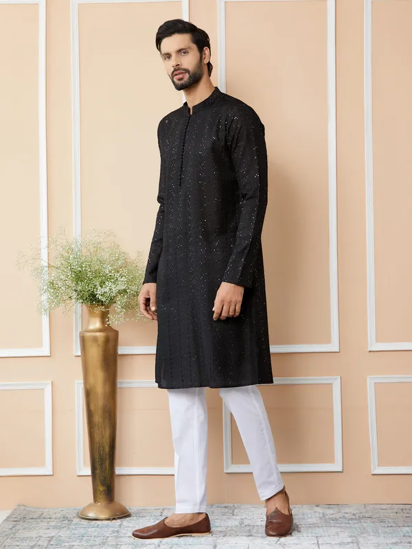 Black_Embroidered_Thread_Work_Sequinned_Chanderi_Silk_Straight_Kurta_with_Pyjama