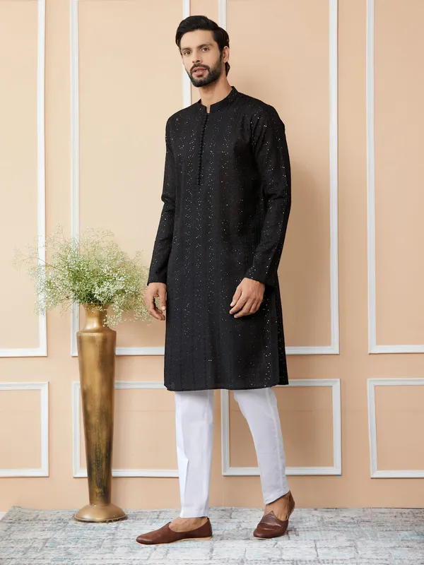 Black_Embroidered_Thread_Work_Sequinned_Chanderi_Silk_Straight_Kurta
