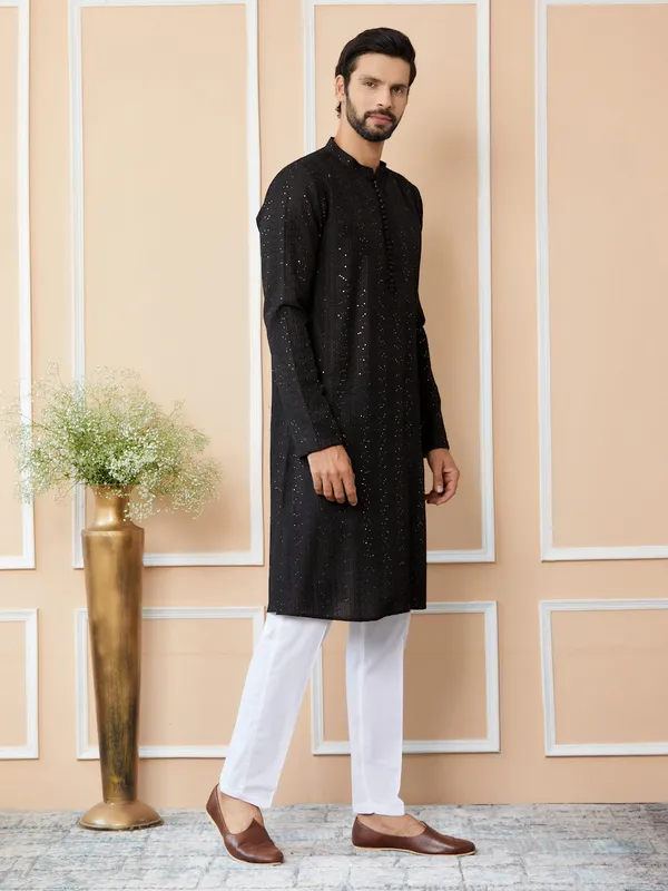 Black_Embroidered_Thread_Work_Sequinned_Chanderi_Silk_Straight_Kurta