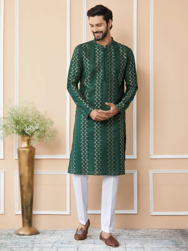 Green_Embroidered_Thread_Work_Sequinned_Chanderi_Silk_Straight_Kurta_with_Pyjama