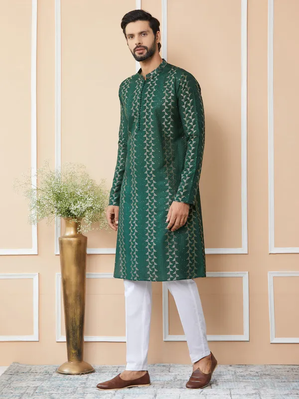 Green_Embroidered_Thread_Work_Sequinned_Chanderi_Silk_Straight_Kurta_with_Pyjama