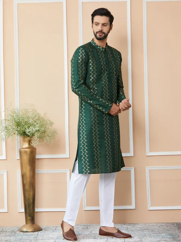 Green_Embroidered_Thread_Work_Sequinned_Chanderi_Silk_Straight_Kurta_with_Pyjama