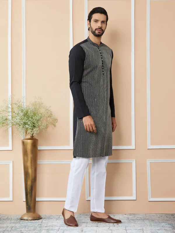 Black_Thread_&_Sequin_Worked_Pure_Cotton_Straight_Kurta
