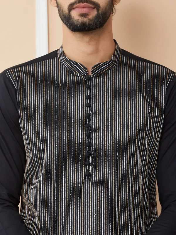 Black_Thread_&_Sequin_Worked_Pure_Cotton_Straight_Kurta