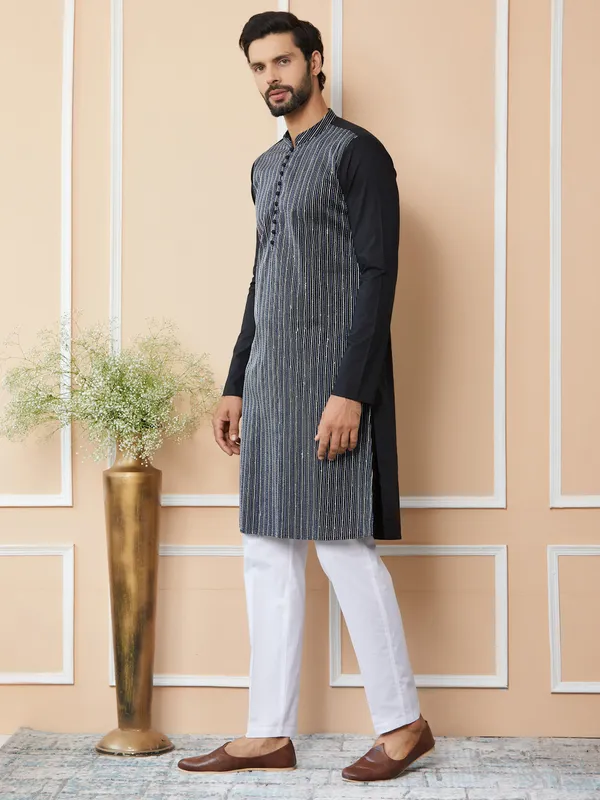 Black_Thread_&_Sequin_Worked_Pure_Cotton_Straight_Kurta_With_Pyjama