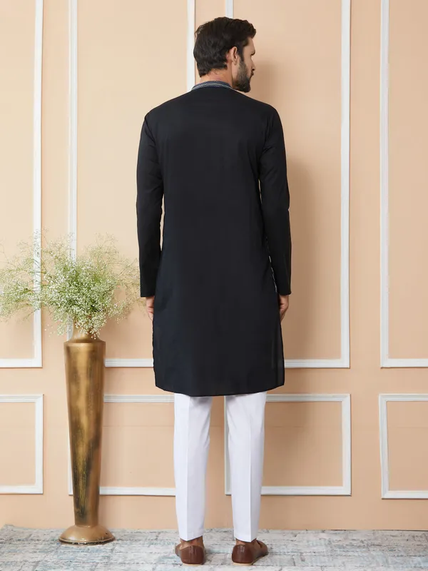 Black_Thread_&_Sequin_Worked_Pure_Cotton_Straight_Kurta