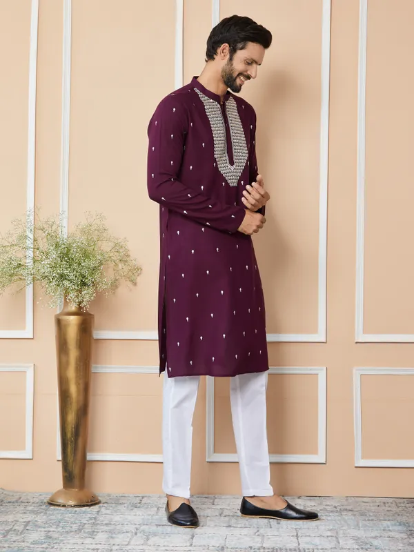 Purple_Sequins_Embroidered_Rayon_Straight_Kurta_With_Yoke_Design_And_Pyjama
