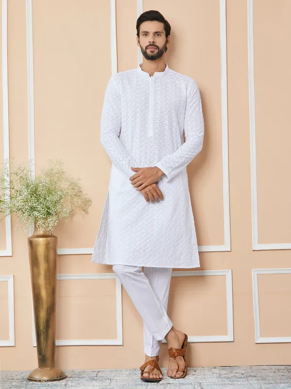 White_Embroidered_Chikankari_Pure_Cotton_Straight_Kurta_With_Pyjama
