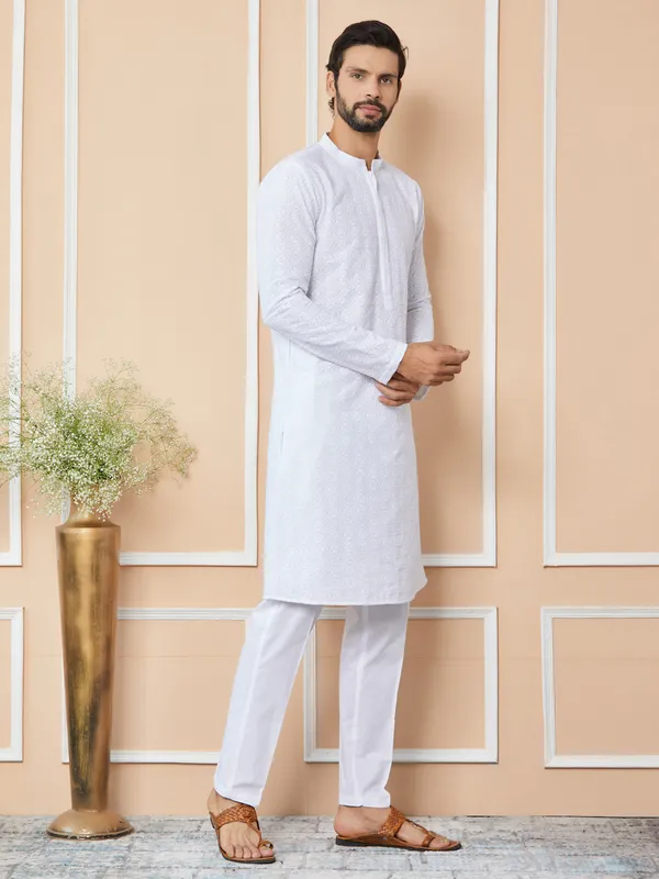 White_Embroidered_Chikankari_Pure_Cotton_Straight_Kurta_with_Pyjama