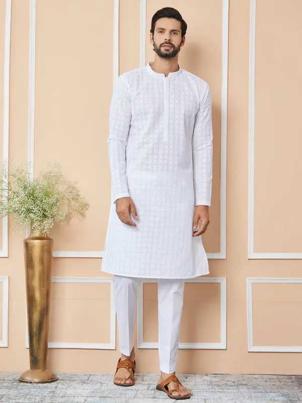 White_Embroidered_Chikankari_Pure_Cotton_Straight_Kurta_with_Pyjama