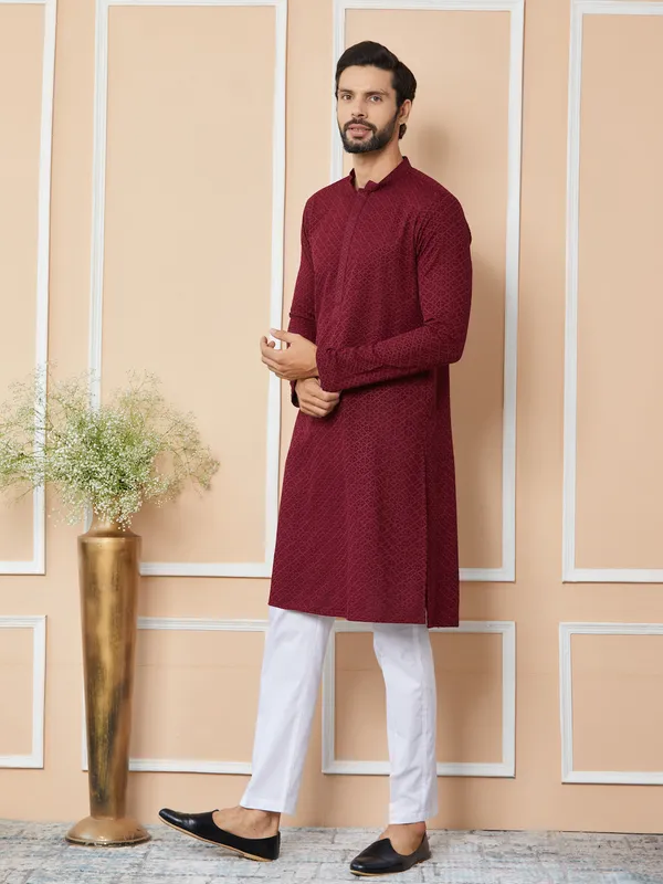Maroon_Embroidered_Chikankari_Rayon_Straight_Kurta_With_Pyjama