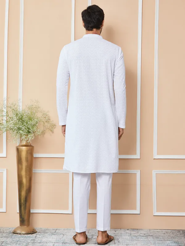 White_Embroidered_Chikankari_Pure_Cotton_Straight_Kurta_With_Pyjama