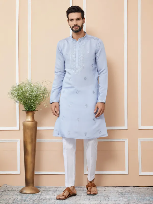 Blue_Embroidered_Chanderi_Silk_Straight_Kurta_With_Pyjama