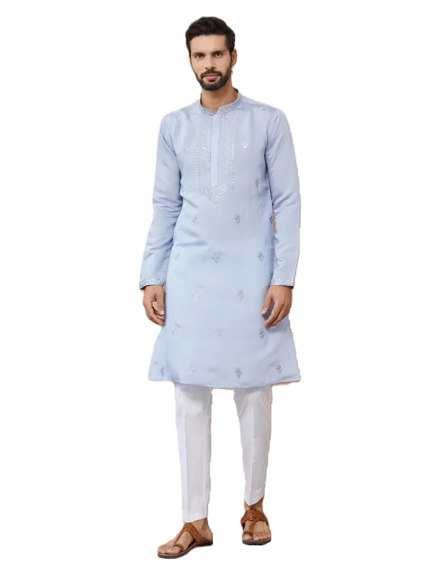 Blue_Embroidered_Chanderi_Silk_Straight_Kurta