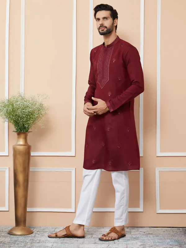 Dark_Maroon_Embroidered_Chanderi_Silk_Straight_Kurta_with_Pyjama