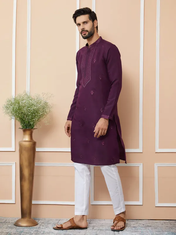 Dark_Purple_Embroidered_Chanderi_Silk_Straight_Kurta_with_Pyjama