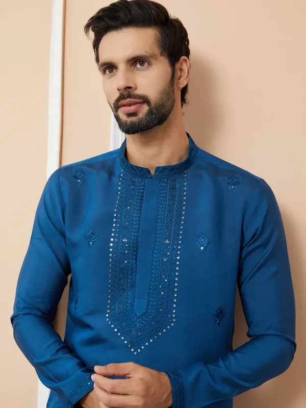 Dark_Blue_Embroidered_Chanderi_Silk_Straight_Kurta