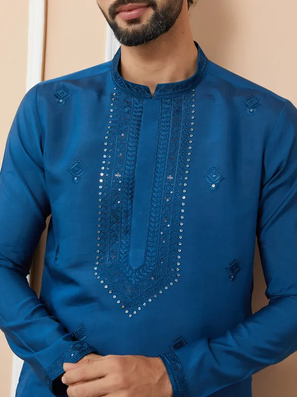 Dark_Blue_Embroidered_Chanderi_Silk_Straight_Kurta