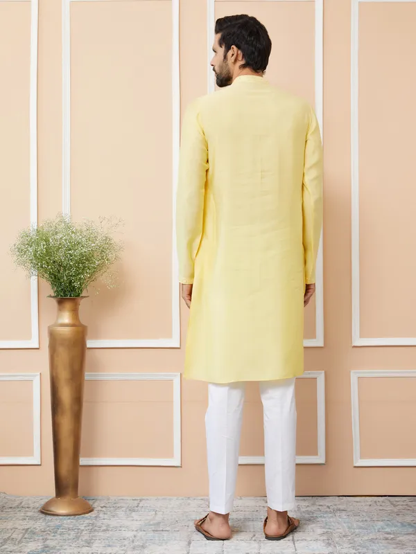 Yellow_Embroidered_Chanderi_Silk_Straight_Kurta_With_Pyjama