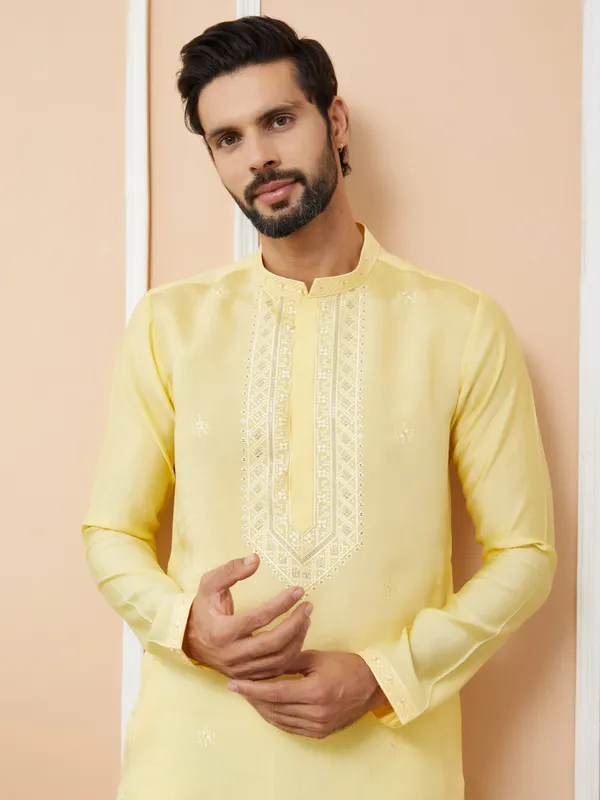 Yellow_Embroidered_Chanderi_Silk_Straight_Kurta_With_Pyjama