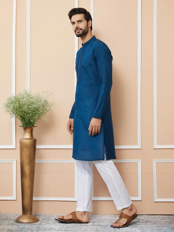 Navy_Blue_Embroidered_Chanderi_Silk_Straight_Kurta_With_Pyjama