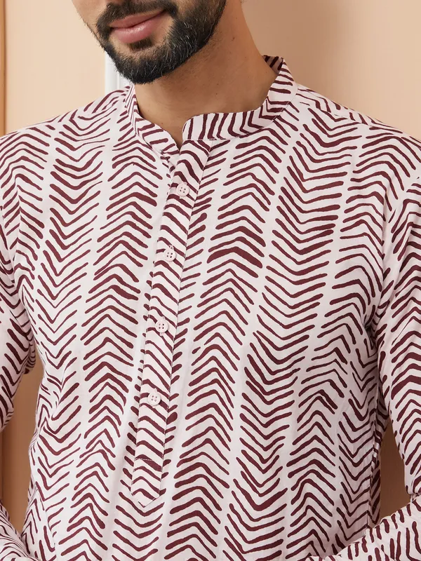 Baby_Pink-Brown_Printed_Pure_Cotton_Straight_Kurta_with_Pyjama