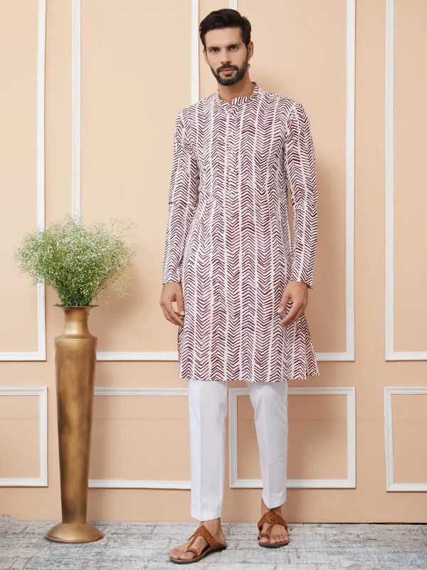 Baby_Pink-Brown_Printed_Pure_Cotton_Straight_Kurta_with_Pyjama