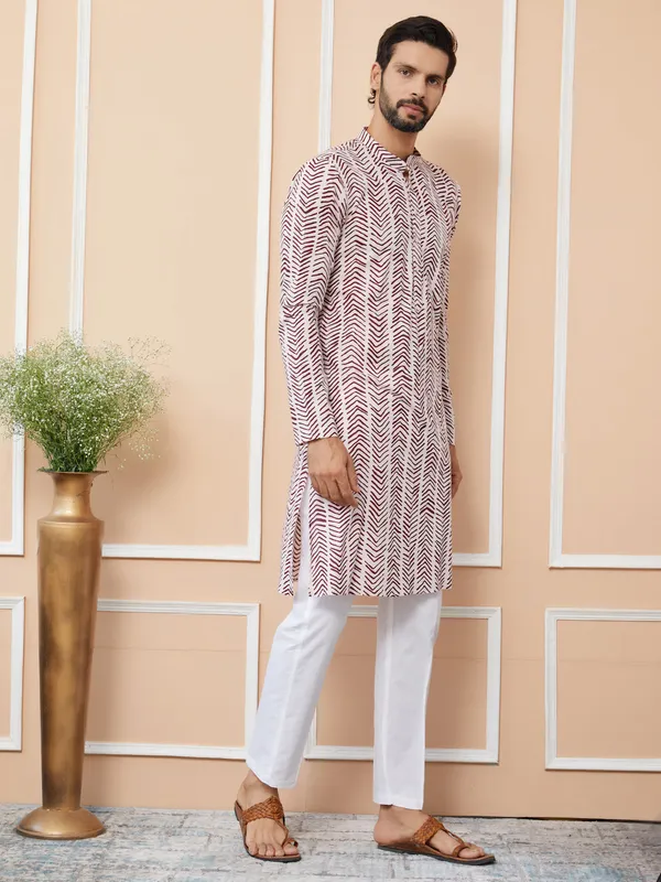 Baby_Pink-Brown_Printed_Pure_Cotton_Straight_Kurta_with_Pyjama