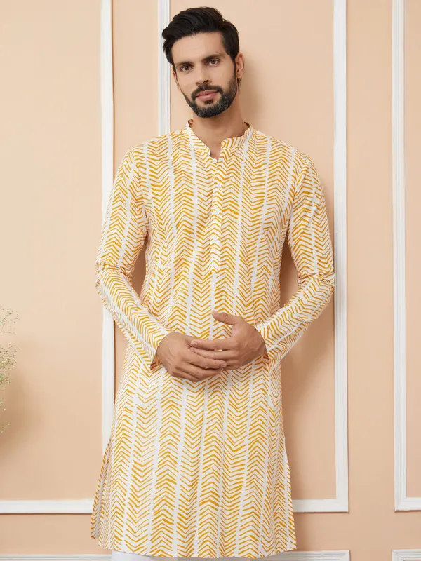 White-Yellow_Printed_Pure_Cotton_Straight_Kurta