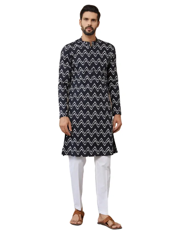 Black_Printed_Pure_Cotton_Straight_Kurta_With_Pyjama