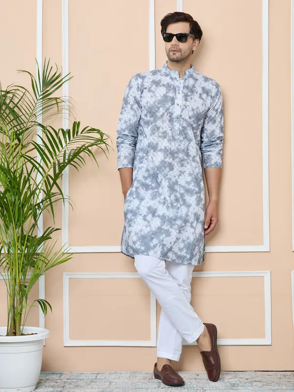 Grey_Tie_&_Dye_Printed_&_Embroidered_Cotton_Straight_Kurta_With_Pyjama