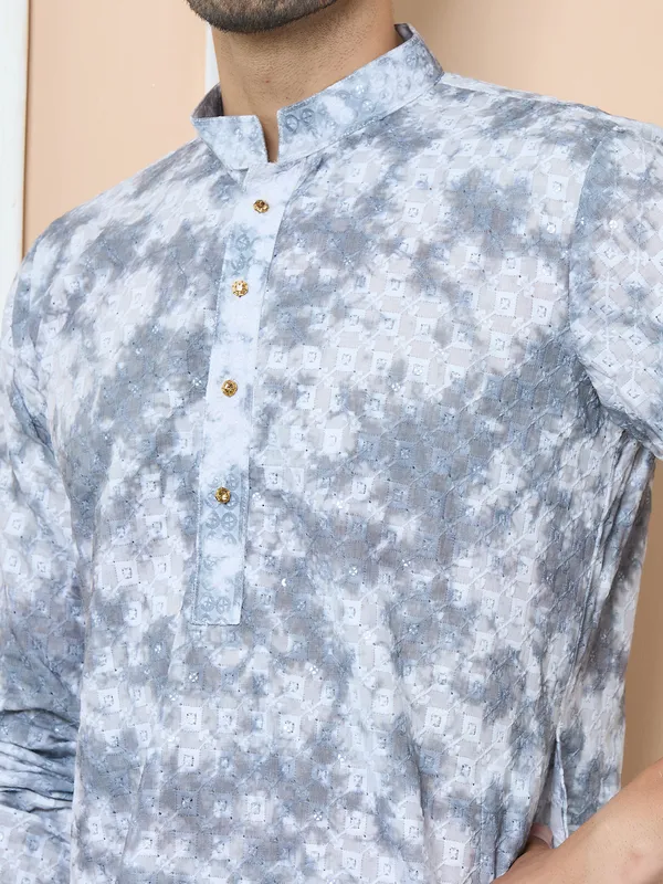 Grey_Tie_&_Dye_Printed_&_Embroidered_Cotton_Straight_Kurta_With_Pyjama
