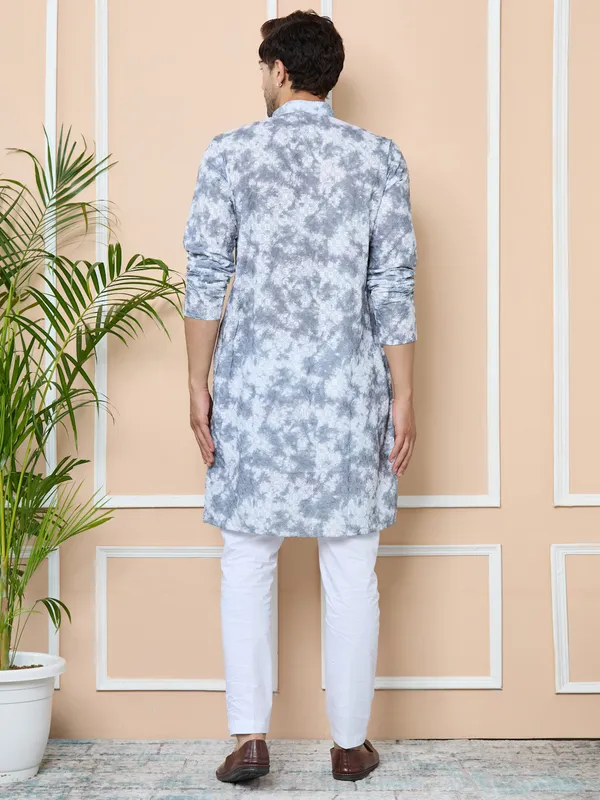 Gray_Tie_&_Dye_Printed_&_Embroidered_Cotton_Straight_Kurta_with_Pyjama