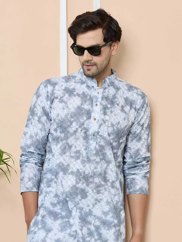 Gray_Tie_&_Dye_Printed_&_Embroidered_Cotton_Straight_Kurta