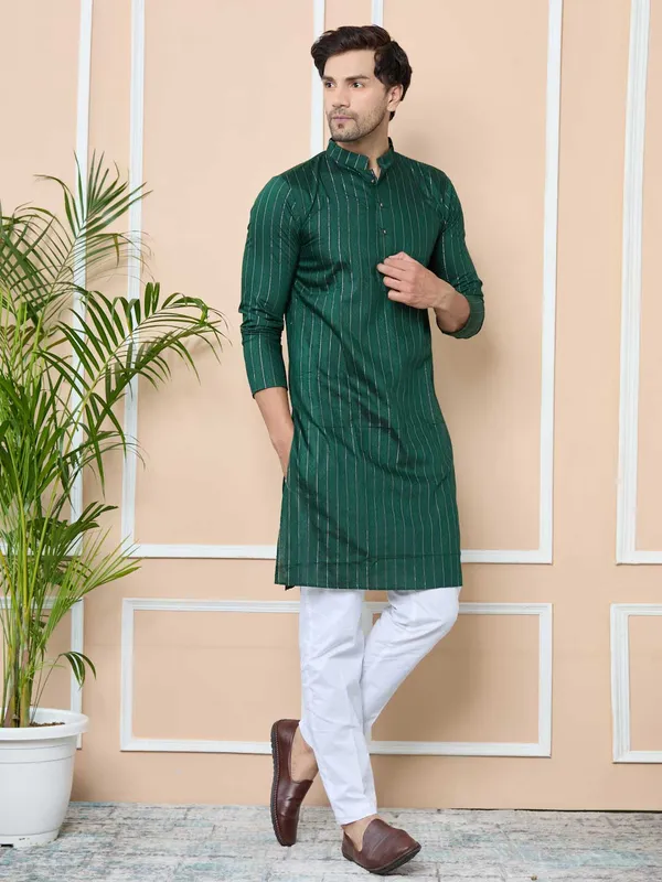 Dark_Green_Thread_Work_Straight_Kurta