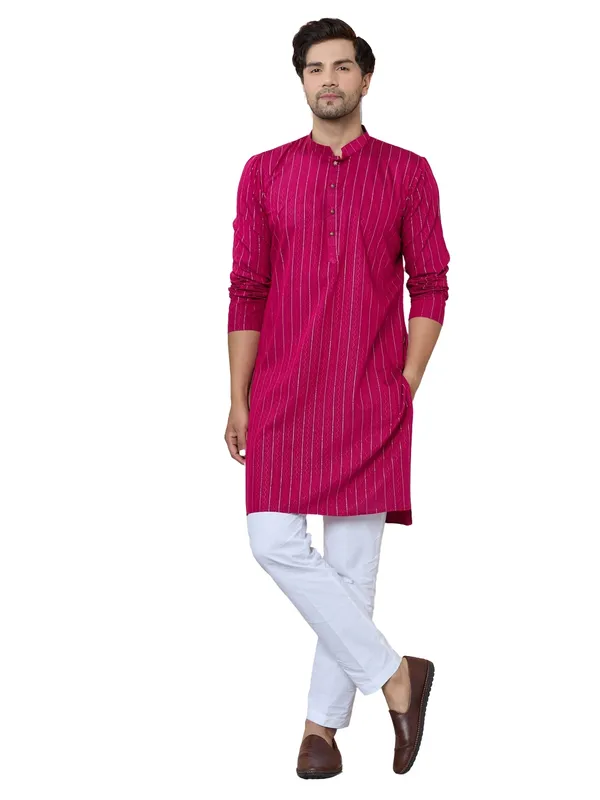 Magenta_Thread_Work_Straight_Kurta_with_Pyjama