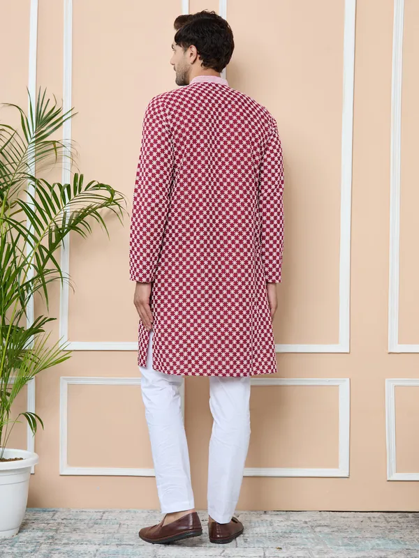 Maroon_Ethnic_Motifs_Embroidered_Mandarin_Collar_Straight_Kurta_with_Pyjama