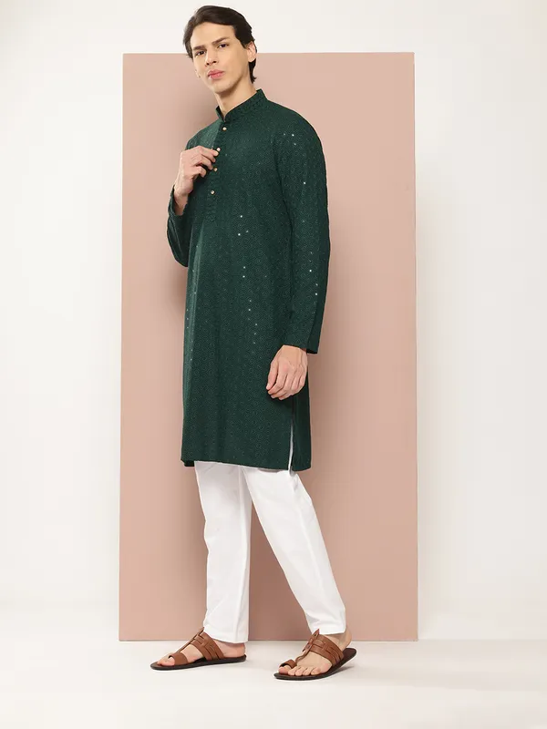 Men_Green_Embroidered_Sequined_Rayon_Kurta_With_Pyjama
