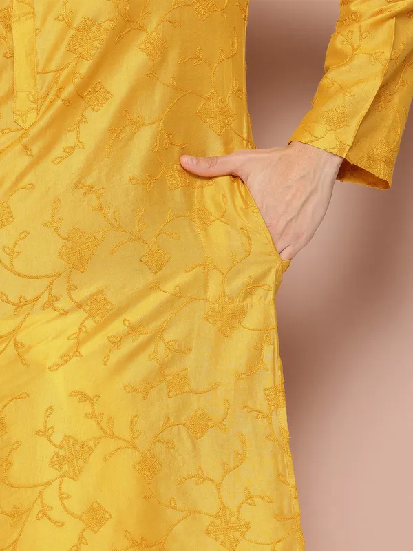 Men's_Mustard_Chanderi_Silk_Embroidered_Kurta,_Paired_with_Pyjama