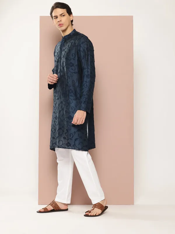 Men's_Dark_Blue_Chanderi_Silk_Embroidered_Kurta,_Paired_with_Pyjama