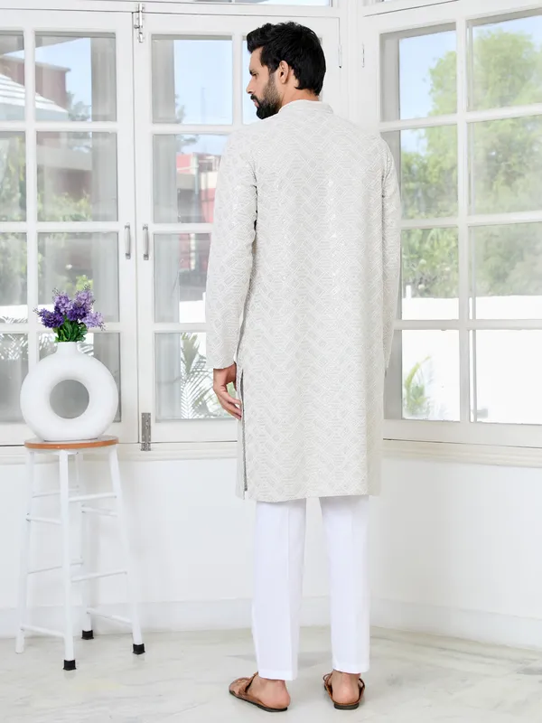 Grey_Geometric_Sequins_Embroidered_Thread_Work_Straight_Kurta_With_Pyjama
