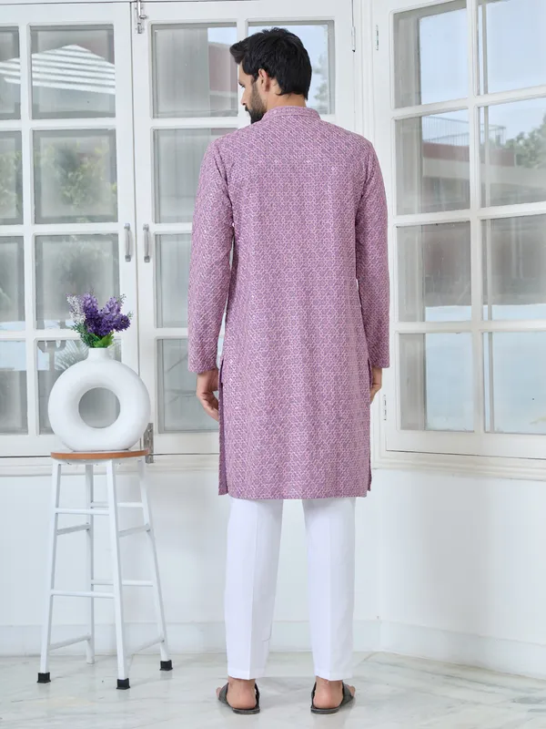 Men_Purple-Pink_Embroidered_Straight_Kurta_With_Pyjama