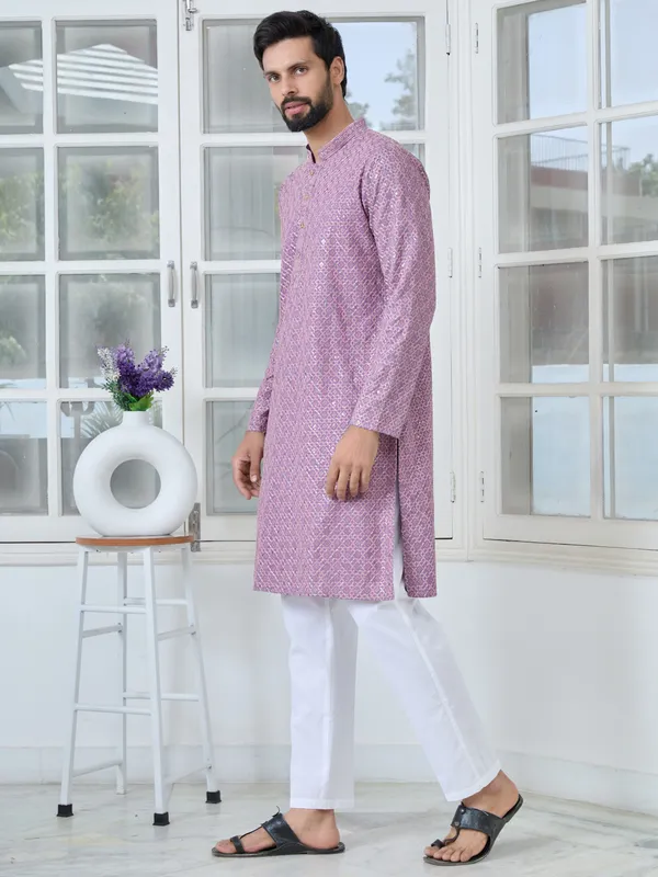 Men_Purple-Pink_Embroidered_Straight_Kurta_With_Pyjama