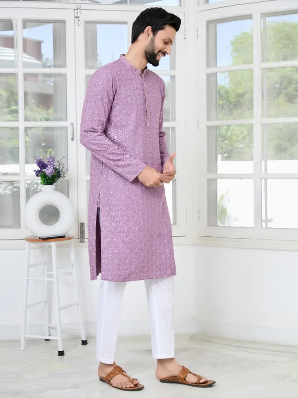 Men_Lavender_Embroidered_Mandarin_Collar_Straight_Kurta_With_Pyjama