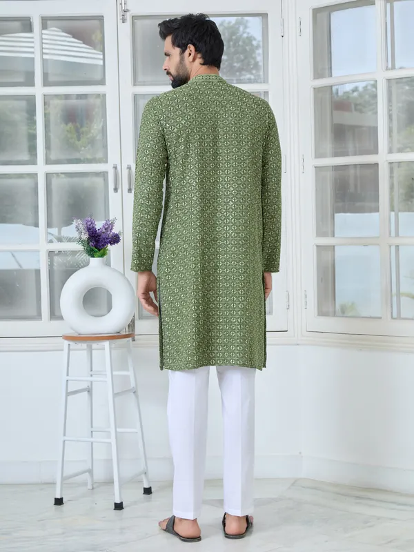 Men_Green_Embroidered_Mandarin_Collar_Straight_Kurta_With_Pyjama