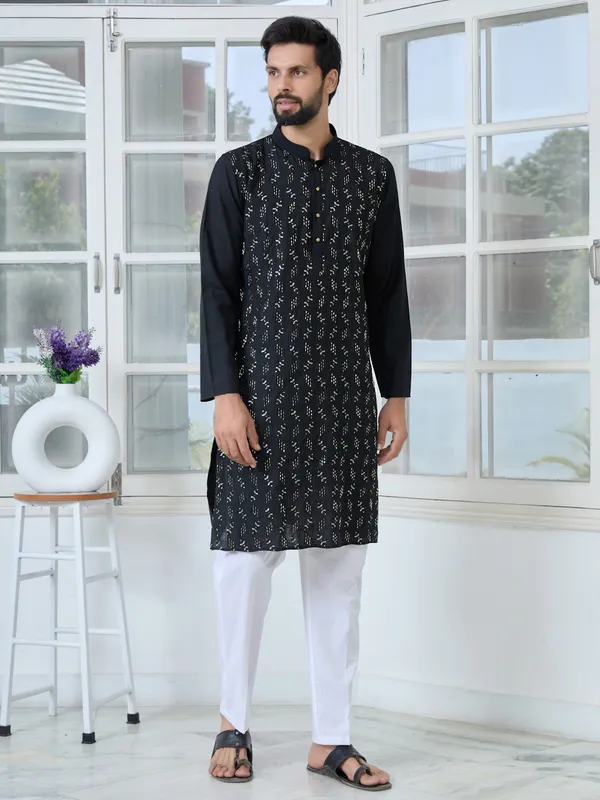 Black_Ethnic_Motifs_Embroidered_Sequinned_Mandarin_Collar_Straight_Kurta_with_Pyjama_with_Pyjama