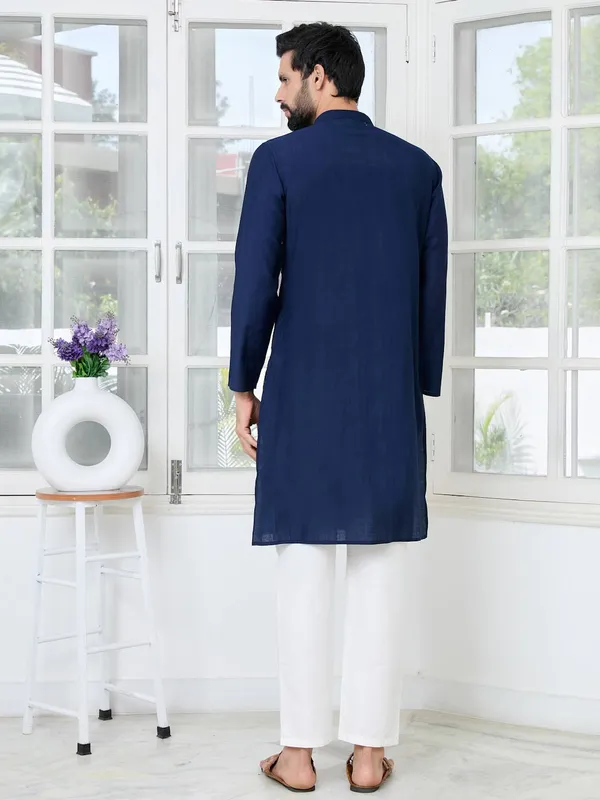 Blue_Ethnic_Motifs_Embroidered_Sequinned_Mandarin_Collar_Straight_Kurta_with_Pyjama_with_Pyjama