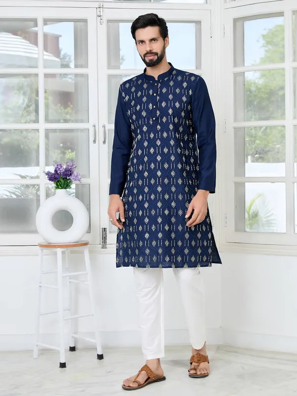 Blue_Ethnic_Motifs_Embroidered_Sequinned_Mandarin_Collar_Straight_Kurta_with_Pyjama_with_Pyjama