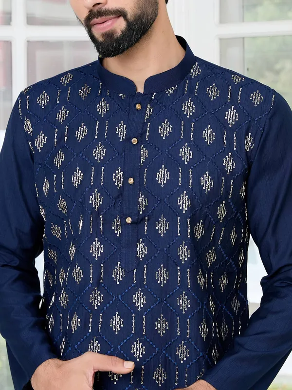 Blue_Ethnic_Motifs_Embroidered_Sequinned_Mandarin_Collar_Straight_Kurta