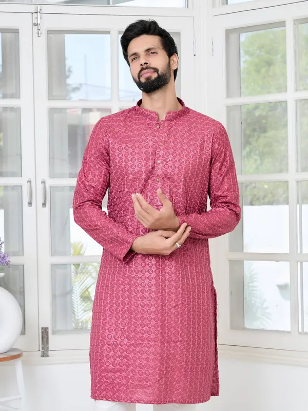Red_Thread_Embroidered_Straight_Kurta